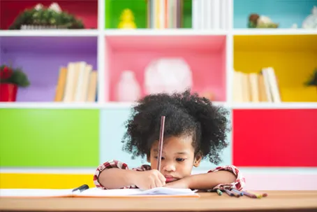 fms-writing Child with pencil